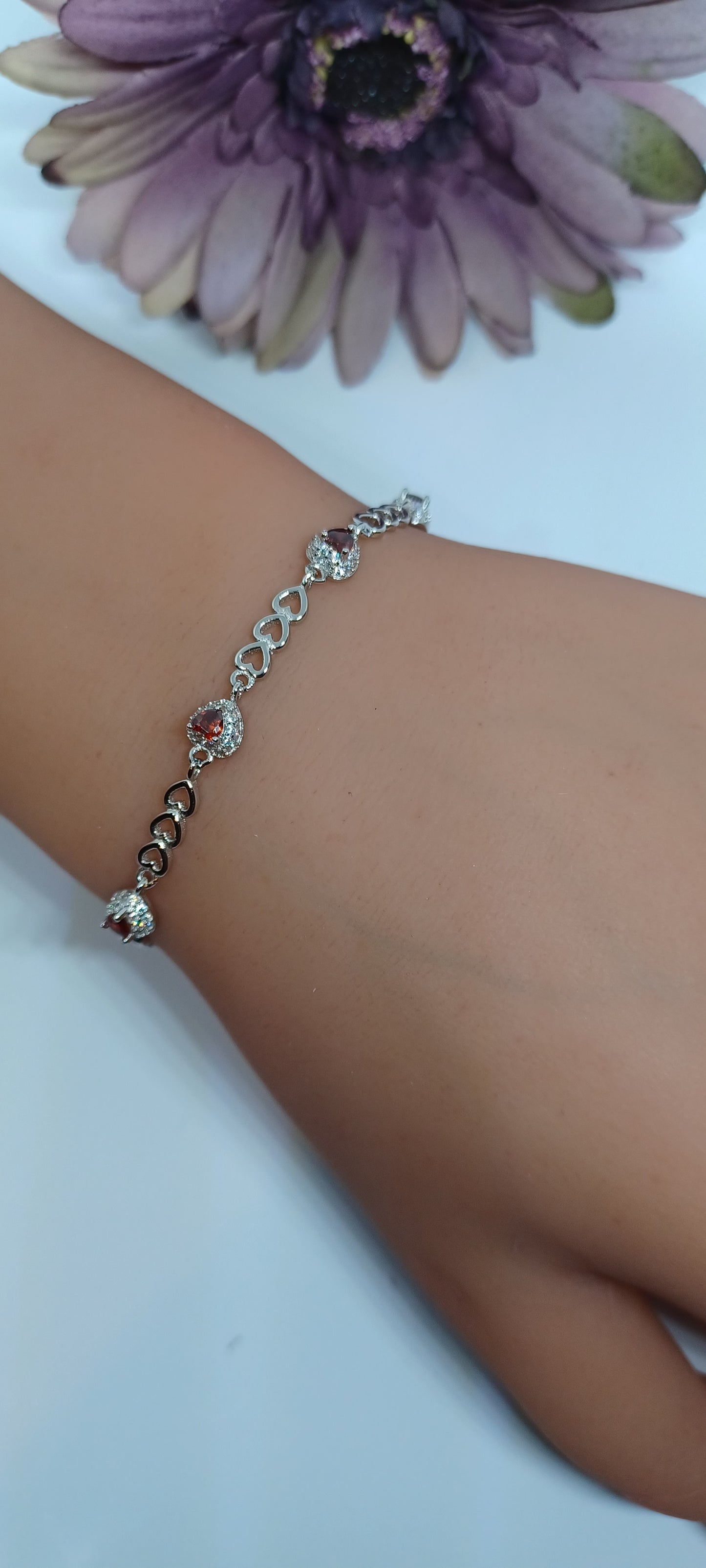 Sparkling Heart Bracelet